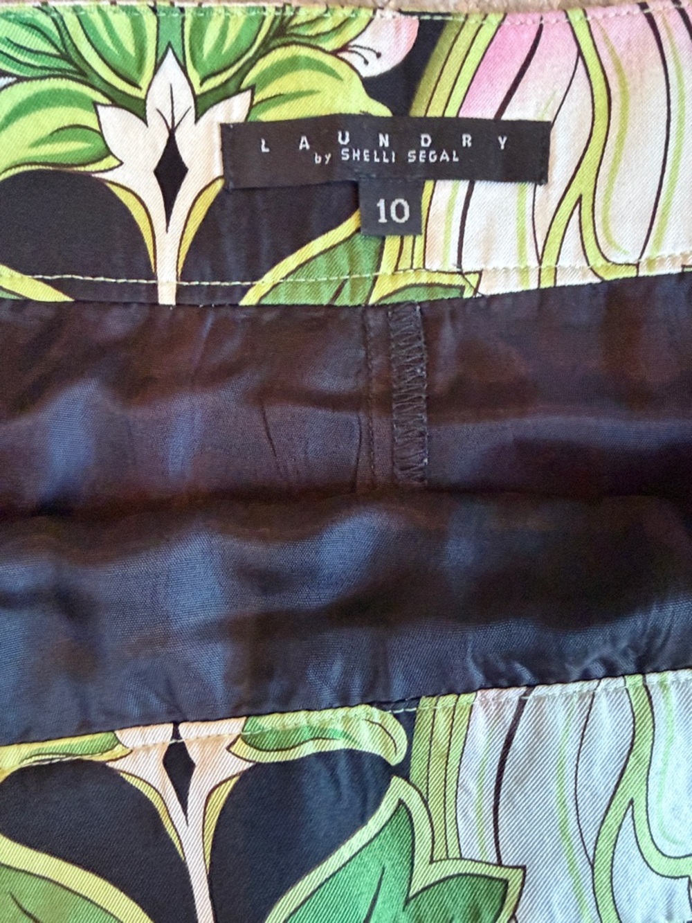 Laundry By Shelli Segal Green Black Pink Printed Pleated Midi Skirt - Picture 3 of 3